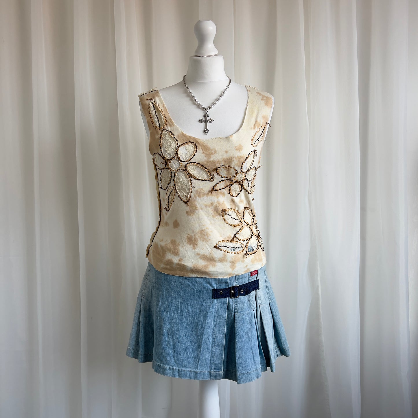 00s Lace Floral Crop Top - Size S