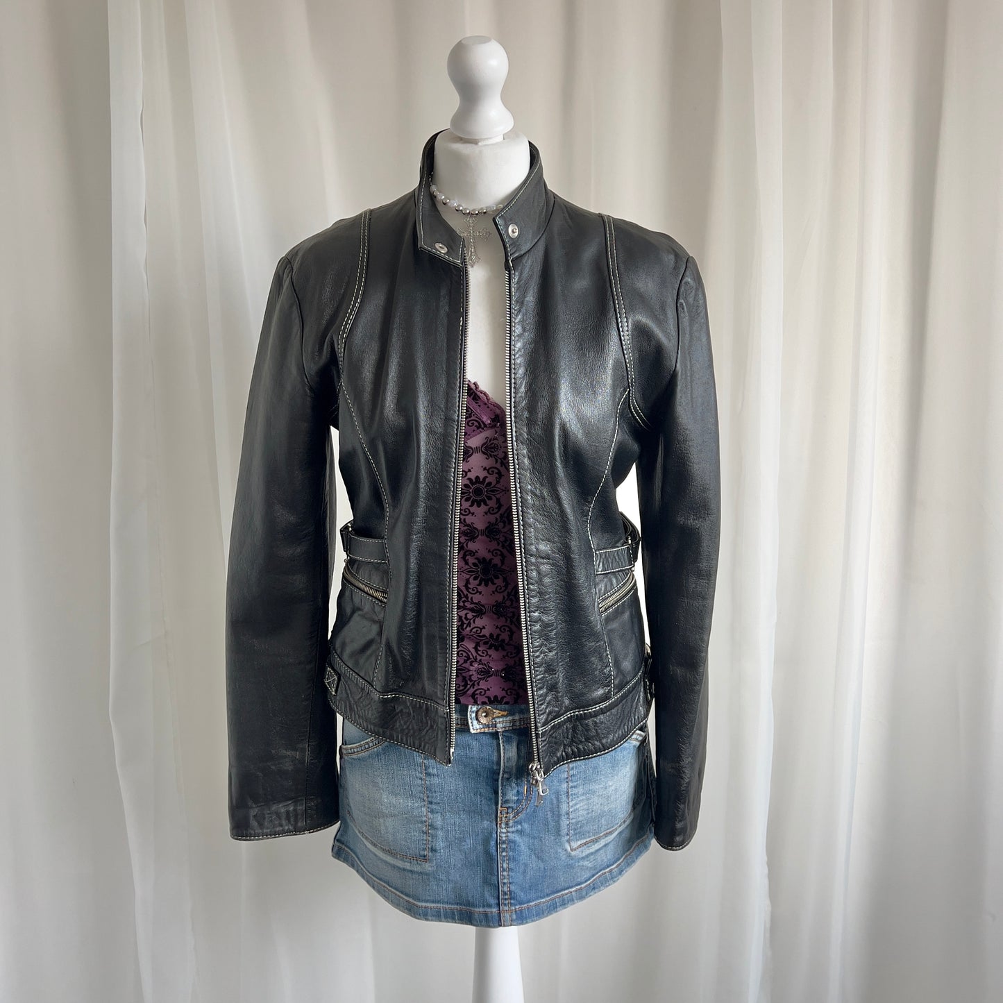 00s Genuine Leather Zip Jacket - Size L