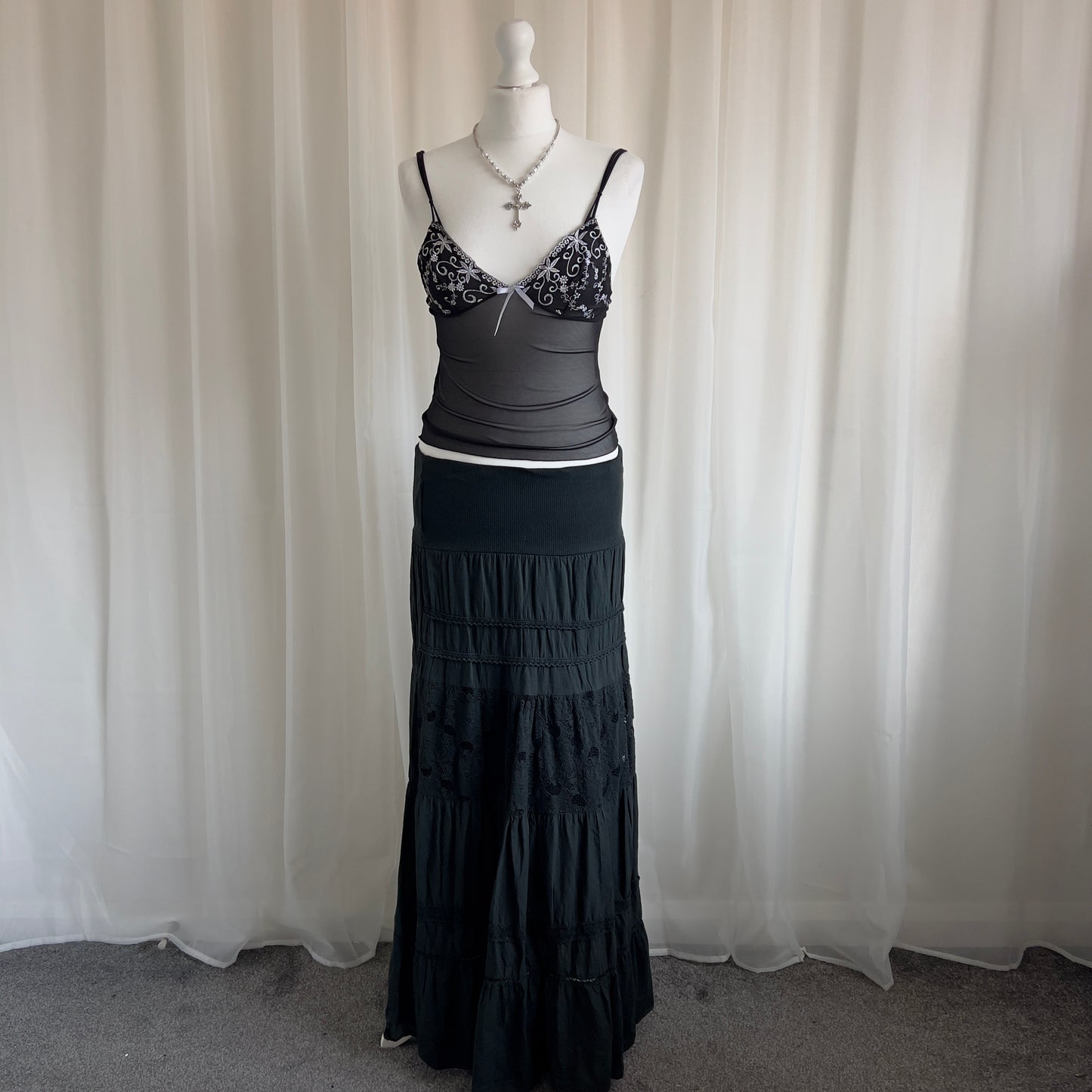 90s Tiered Lace Maxi Skirt - Size S