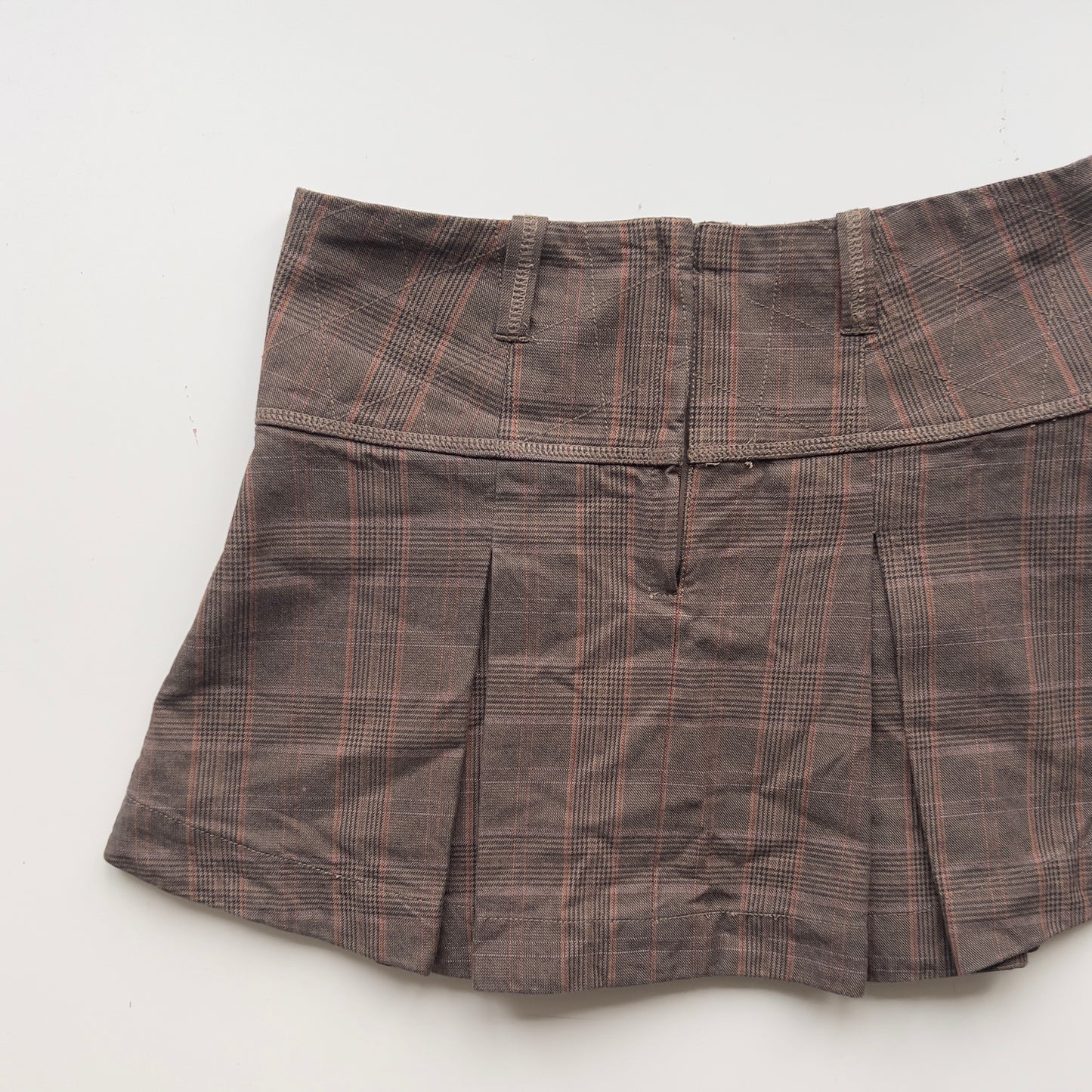 00s Plaid Pleated Mini Skirt - Size M