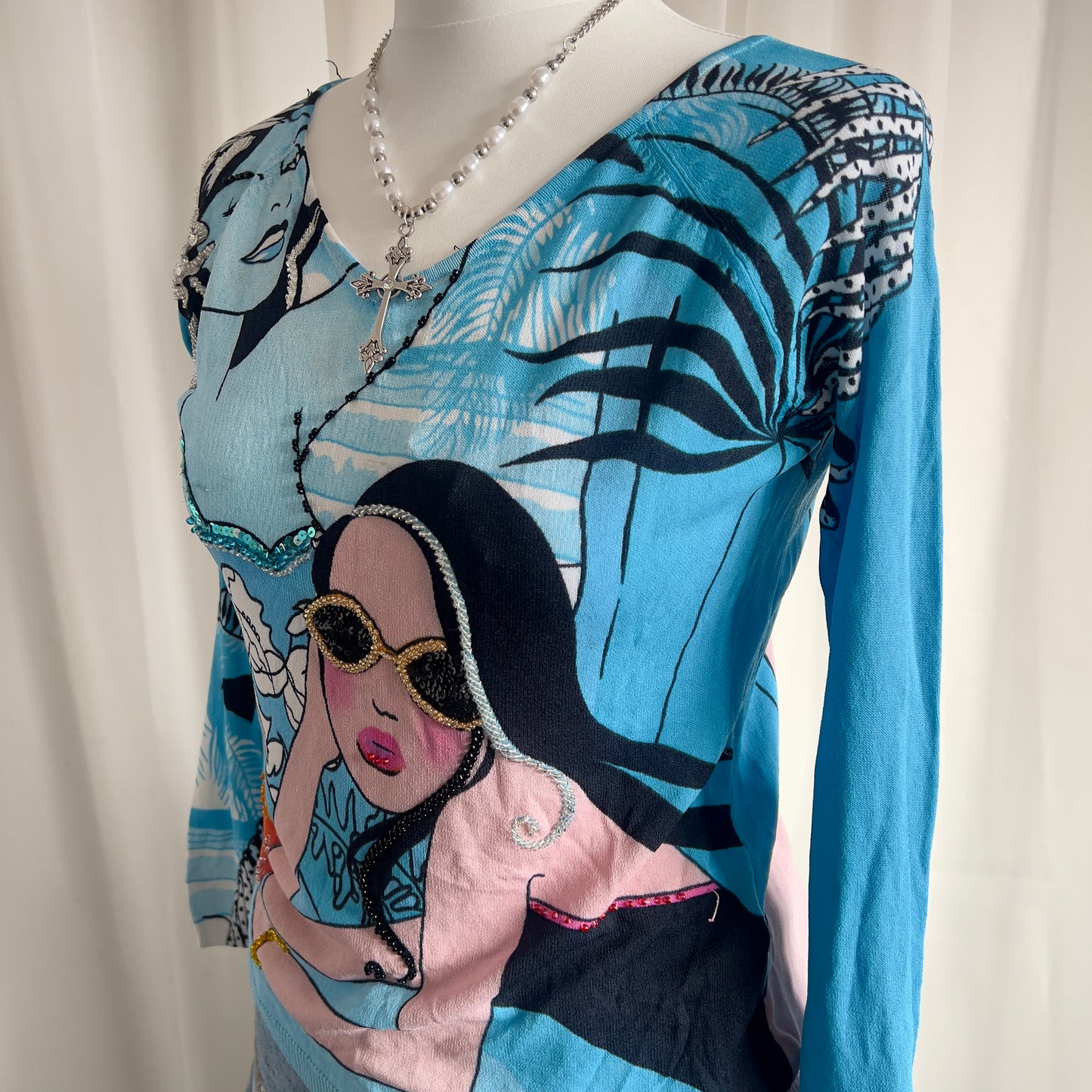 00s Graphic Long Sleeve - Size M