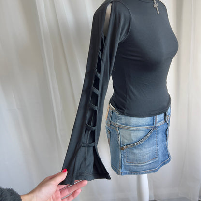 90s Cut Out Flared Sleeve Top - Size XS