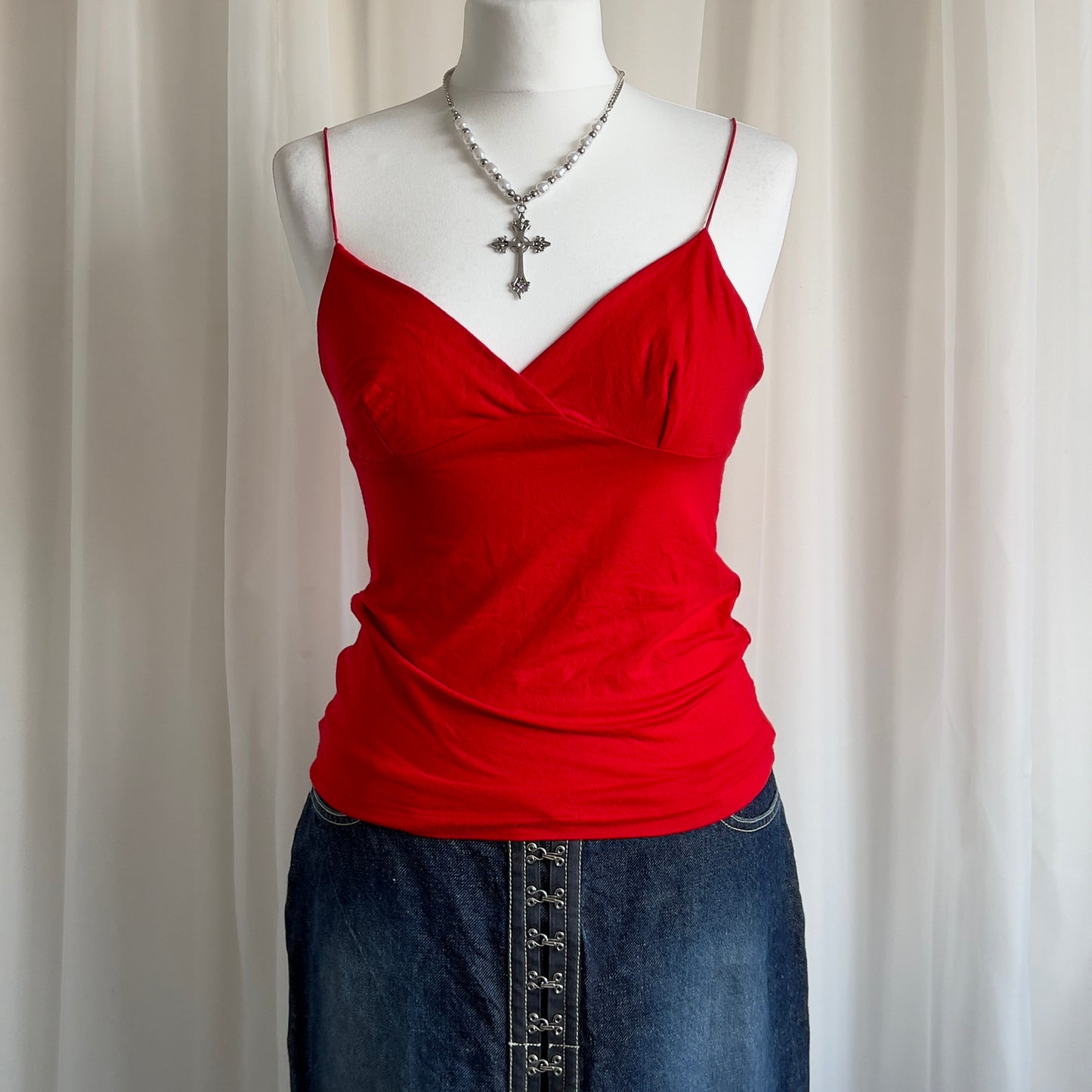 00s Basic Cami - Size M