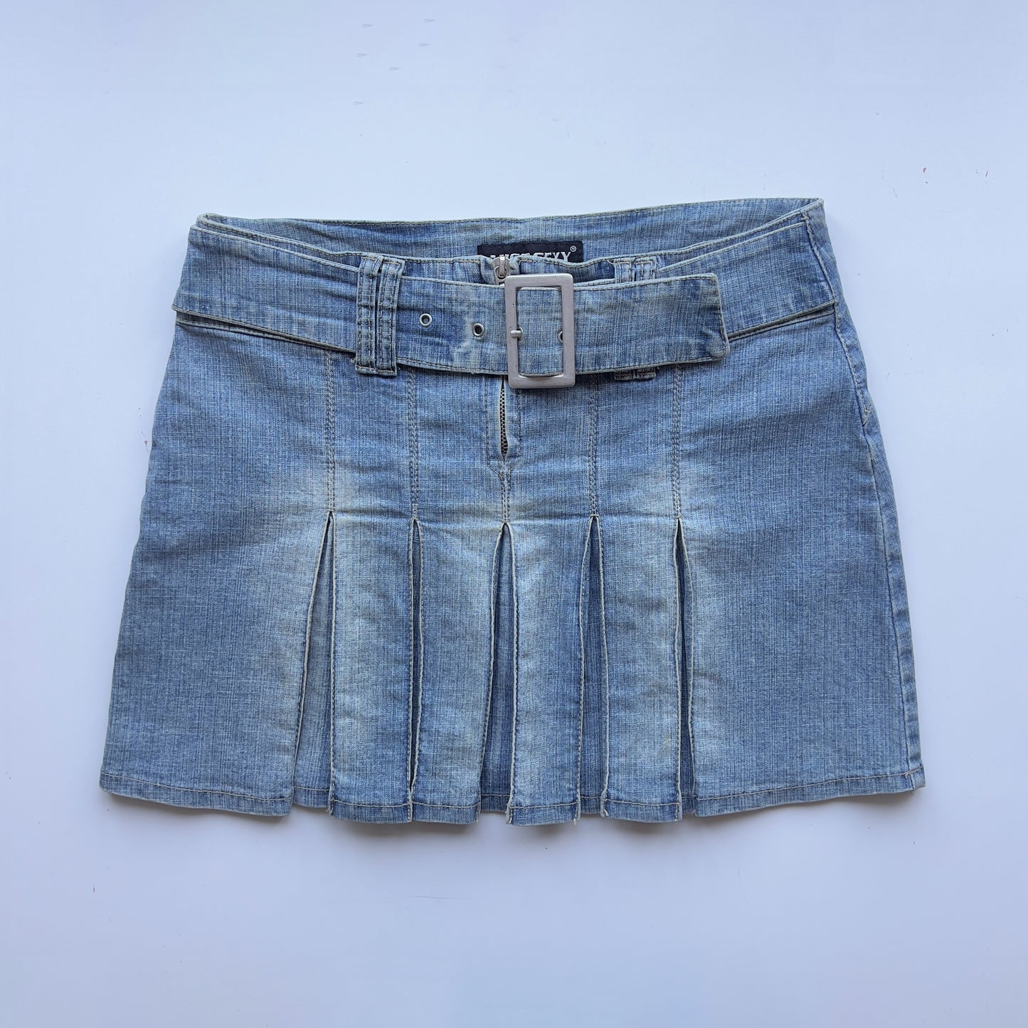 00s Buckle Denim Pleated Mini Skirt - Size S