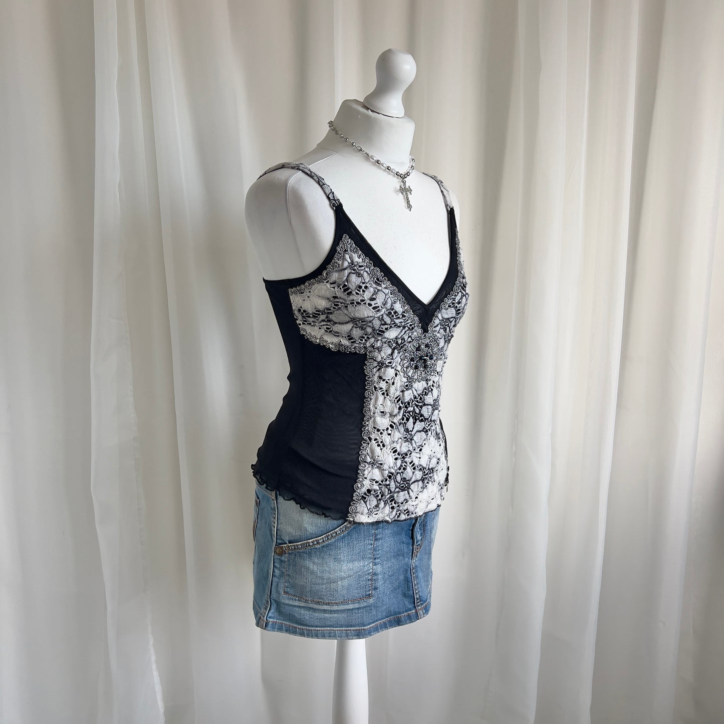 90s Mesh Lace Cami - Size M