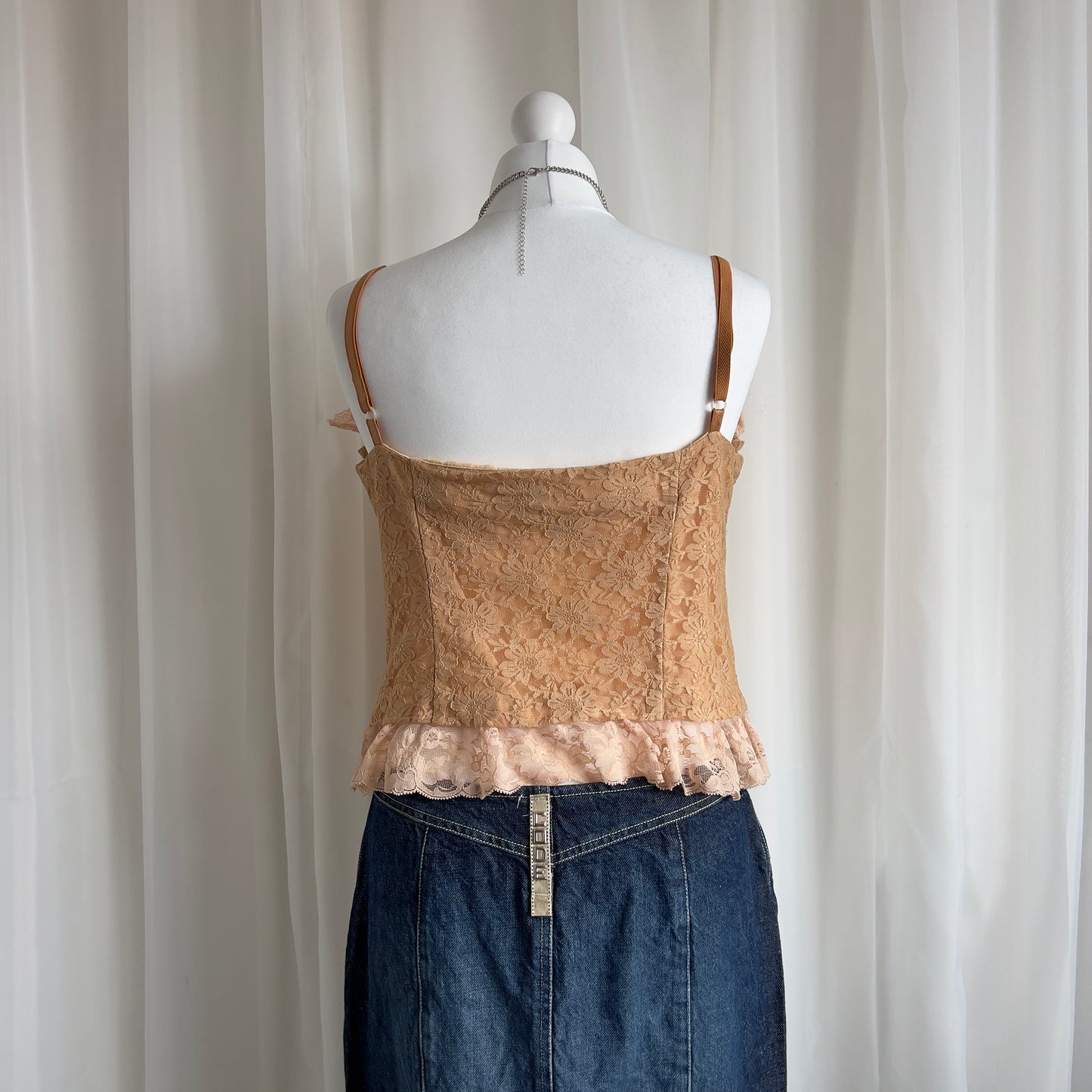 00s Lace Ruffle Cami - Size L