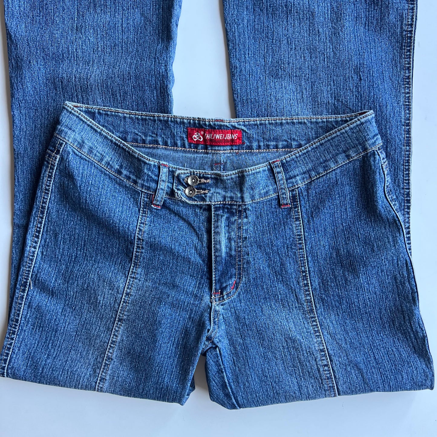 00s Low Rise Flared Jeans - Size L