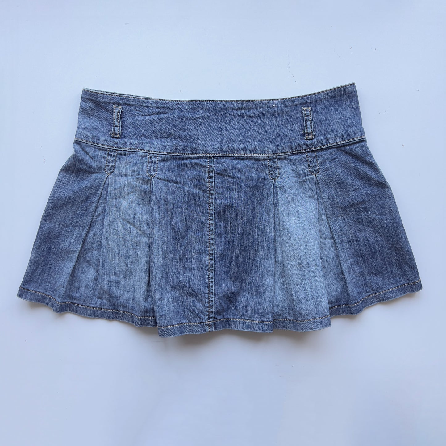 00s Denim Pleated Mini Skirt - Size L