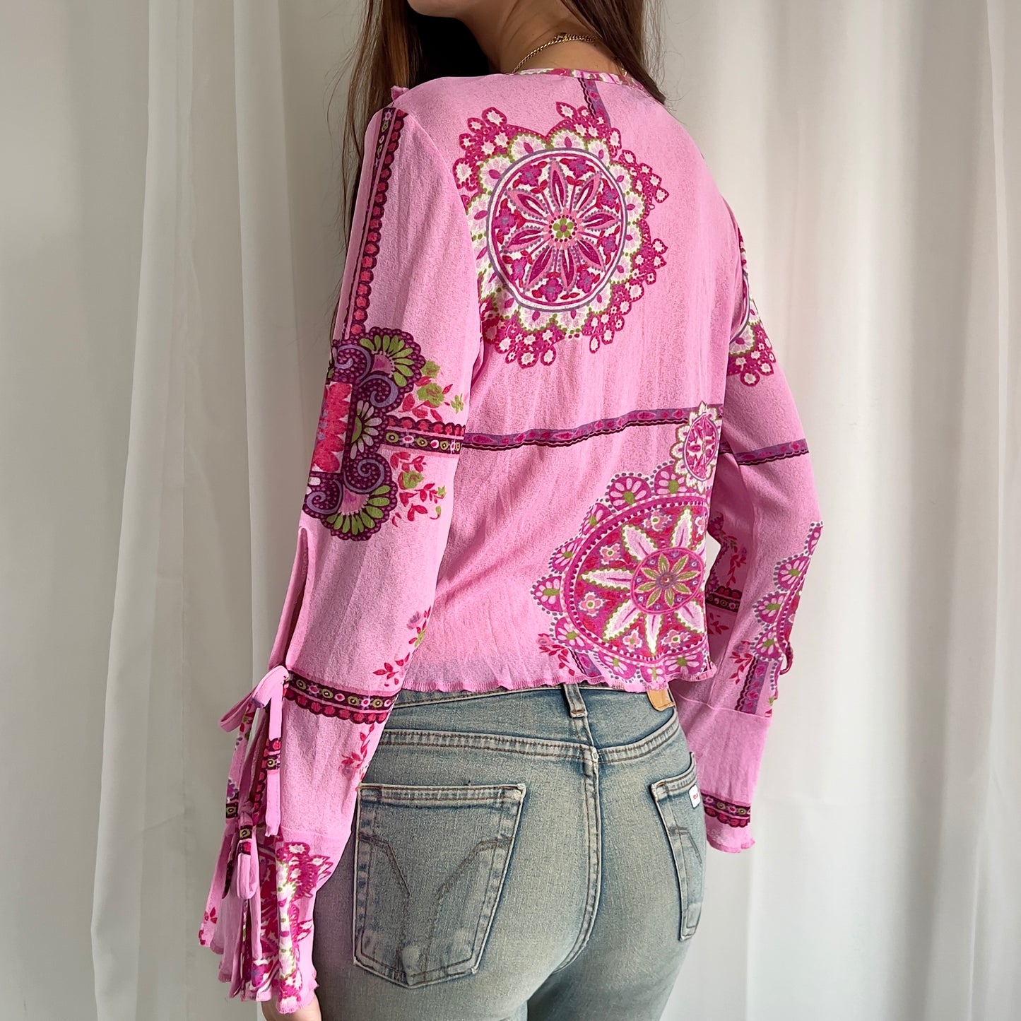 90s Ruffle Long Sleeve - Size M