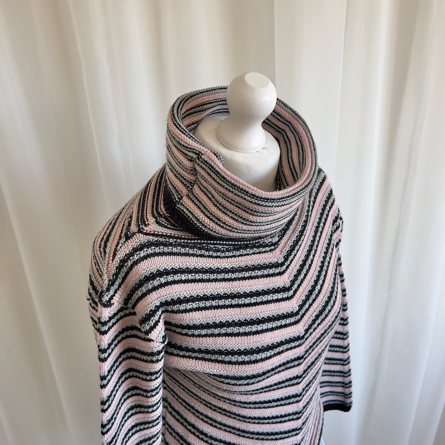 00s Striped Chunky Knit Roll Neck Jumper - Size M