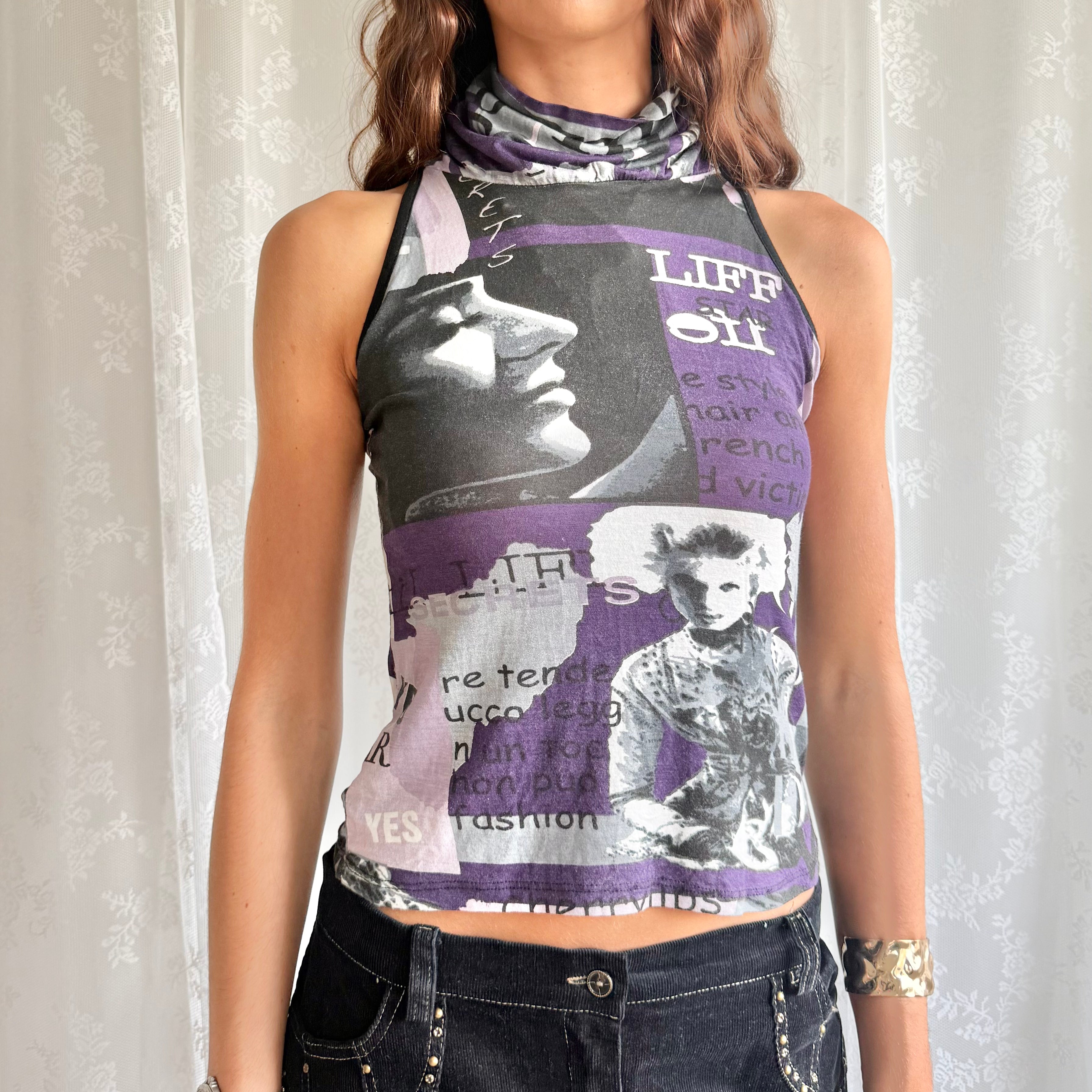 Graphic Crop Top - Size M